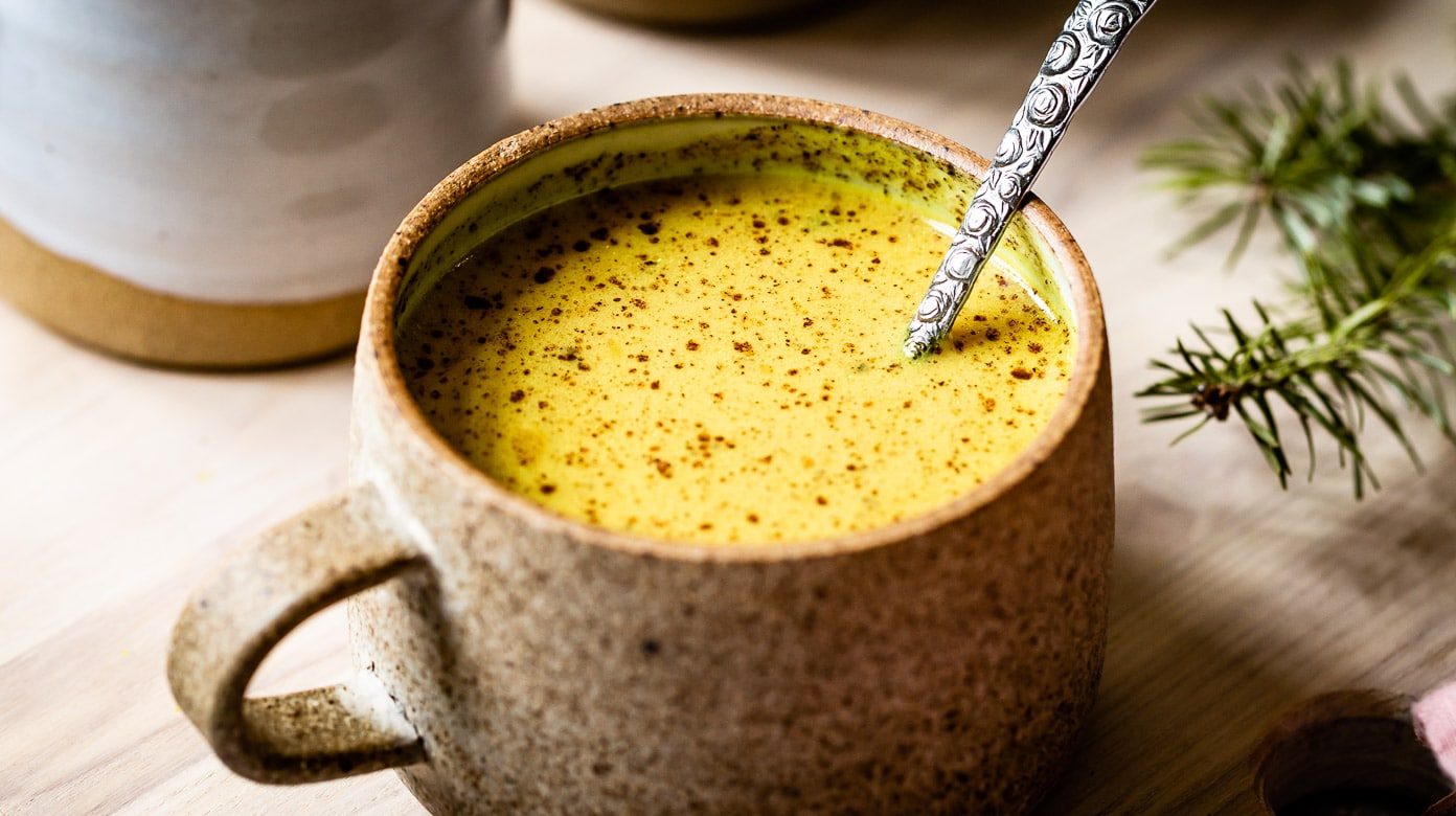golden milk with turmeric